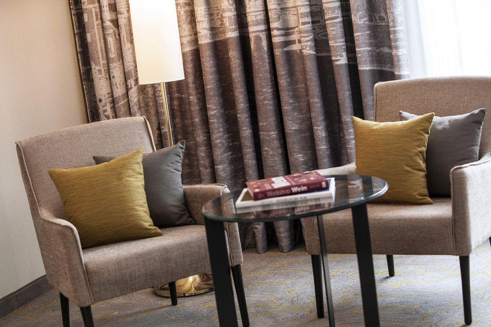 Renaissance Duesseldorf Hotel Extérieur photo