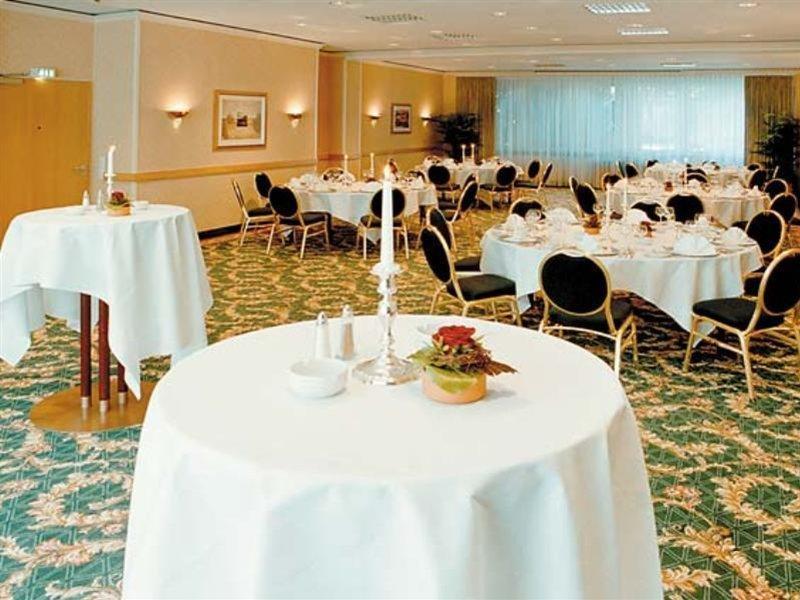 Renaissance Duesseldorf Hotel Extérieur photo