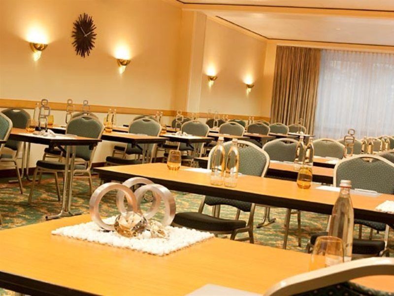 Renaissance Duesseldorf Hotel Extérieur photo