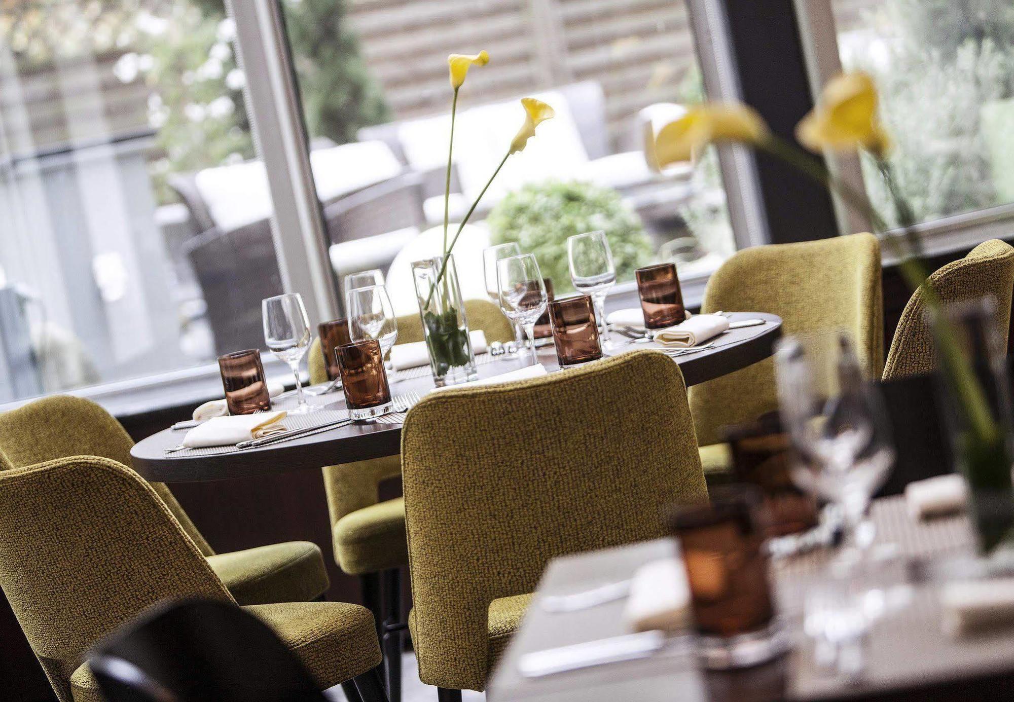 Renaissance Duesseldorf Hotel Extérieur photo